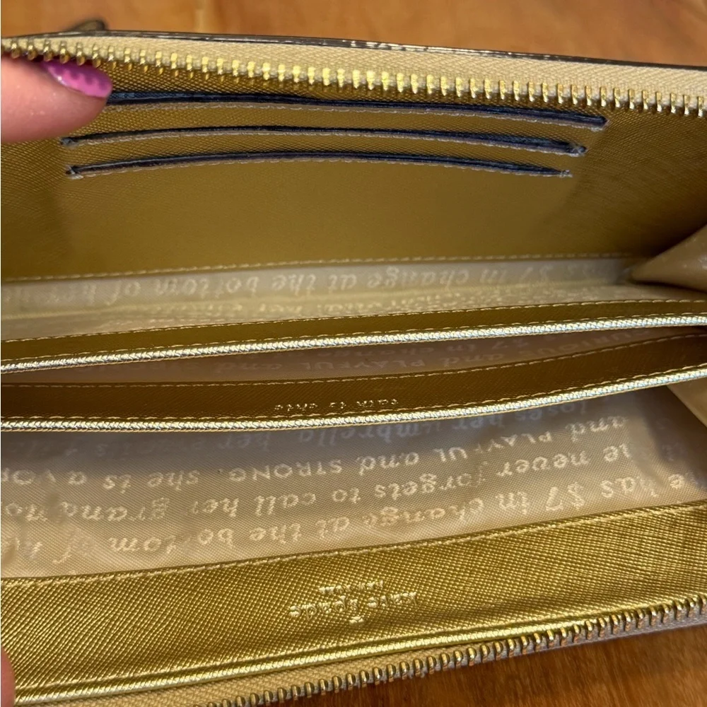 Kate Spade New York Talk Is Chic Saffiano Leather Wallet in Gold‎